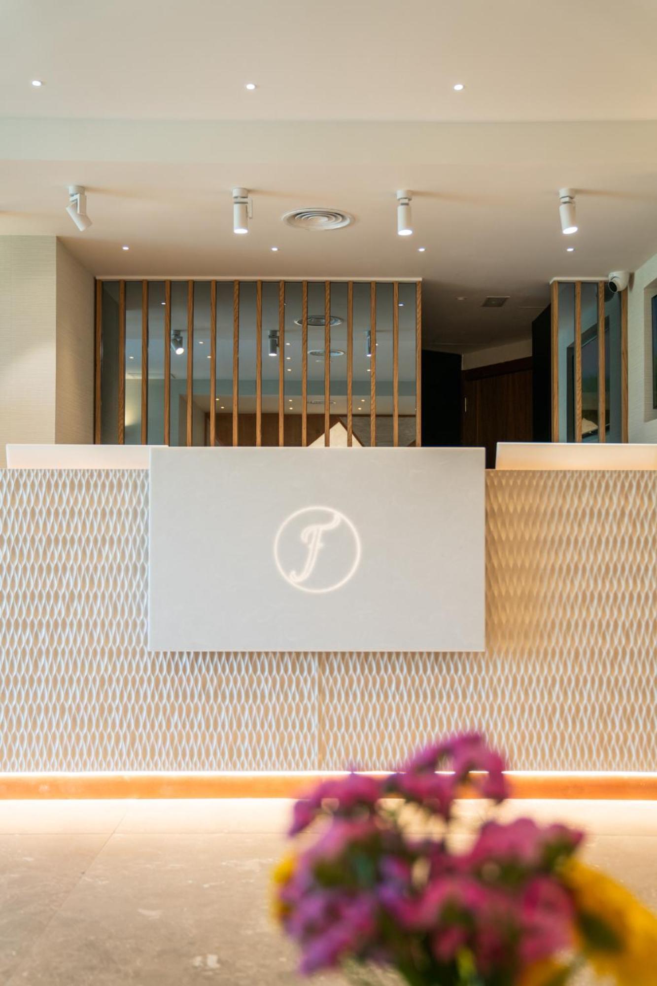 Felix Hotel Valls Dış mekan fotoğraf
